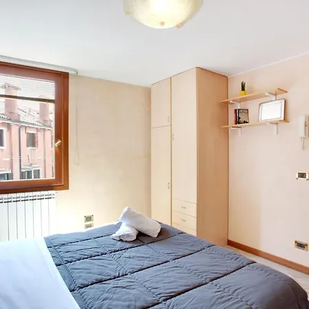 Apartment Fenix Aida Venice